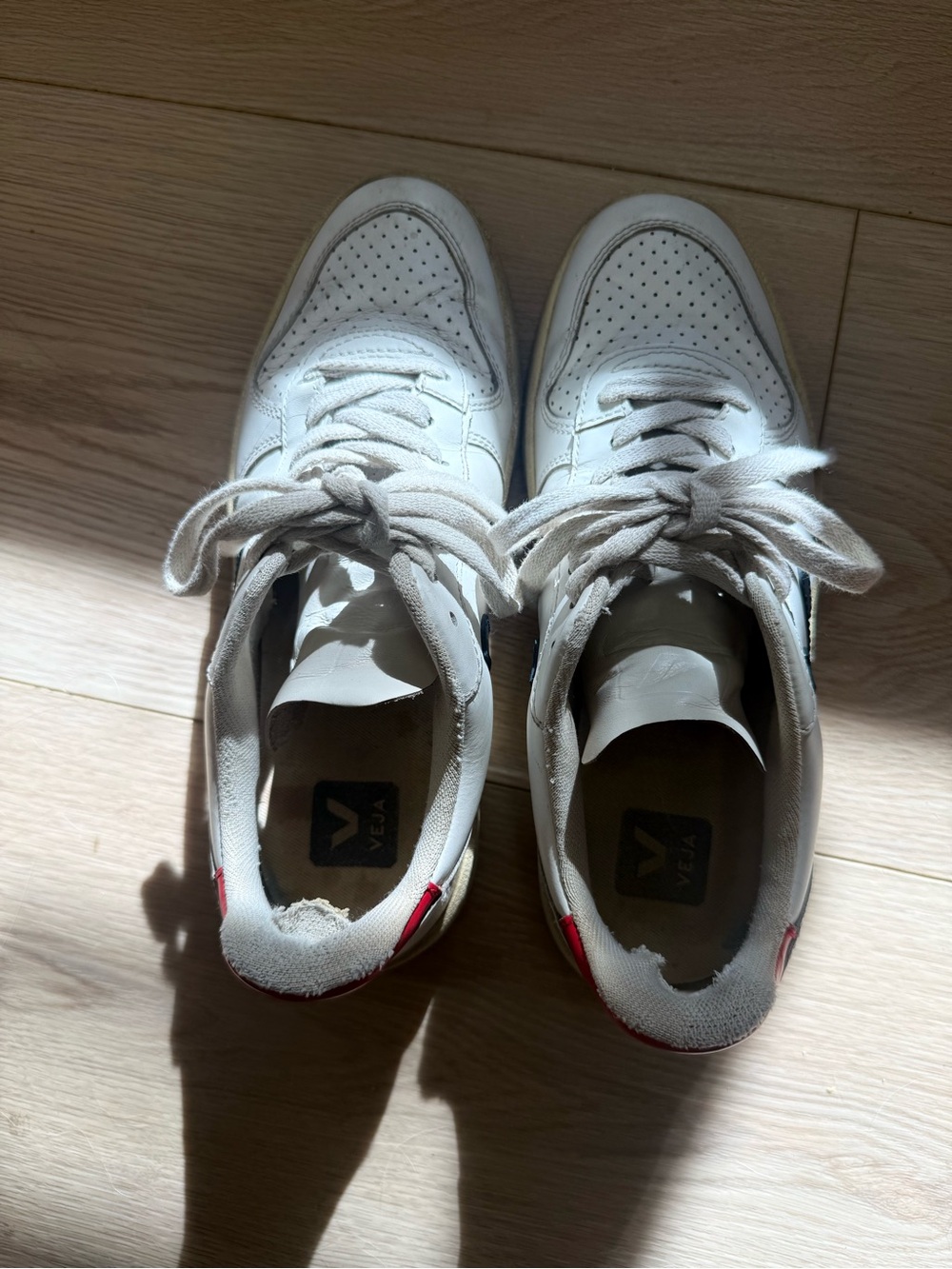 VEJA V-10 LEATHER WHITE NAUTICO PEKIN WOMANS SIZE 7 - Picture 7 of 10
